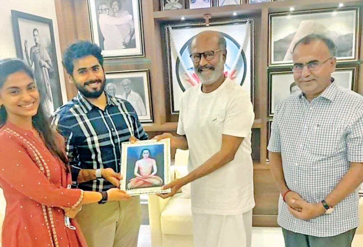 எஸ். பி. அன்பரசன் இல்ல திருமணம் – மணமக்களுக்கு நடிகர் ரஜினி வாழ்த்து