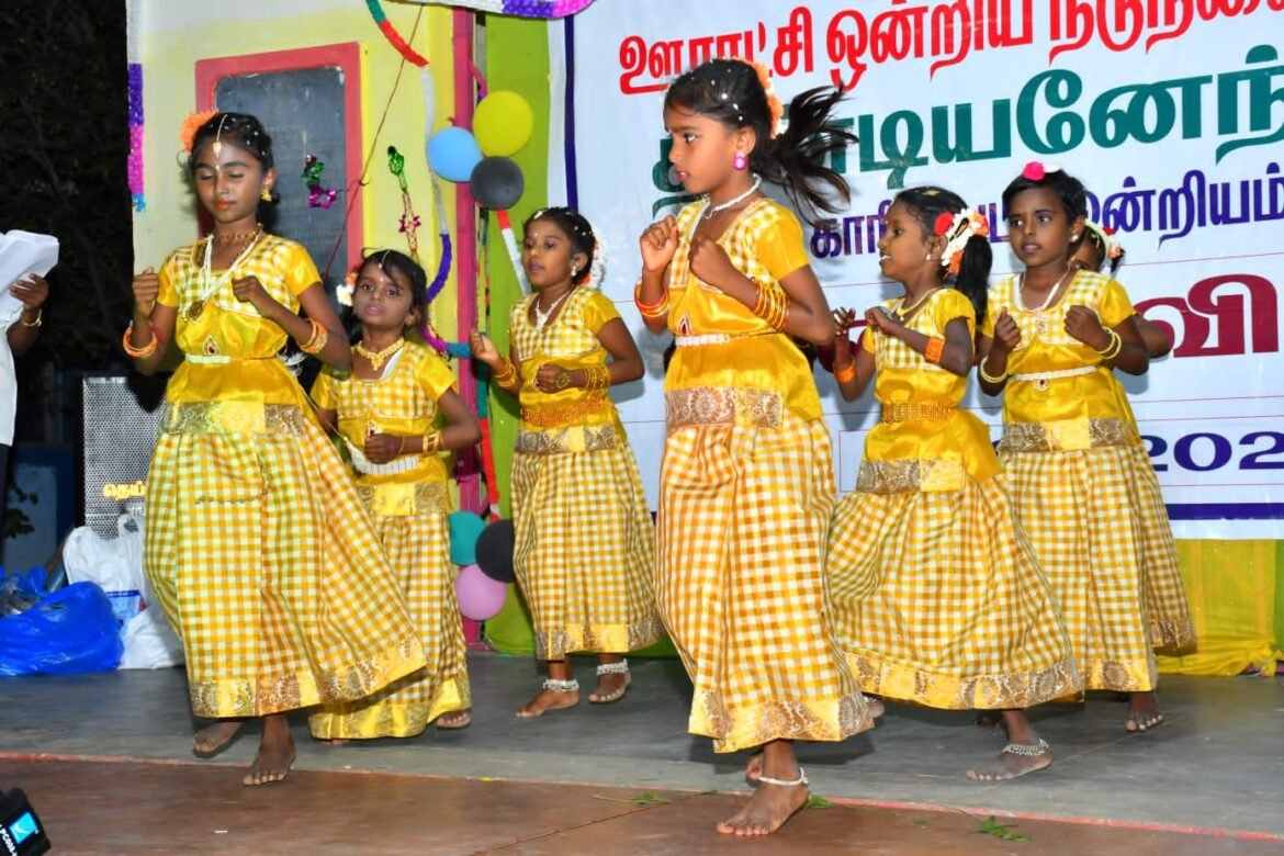 காரியாபட்டி தண்டியனேந்தல் அரசு பள்ளி ஆண்டு விழா