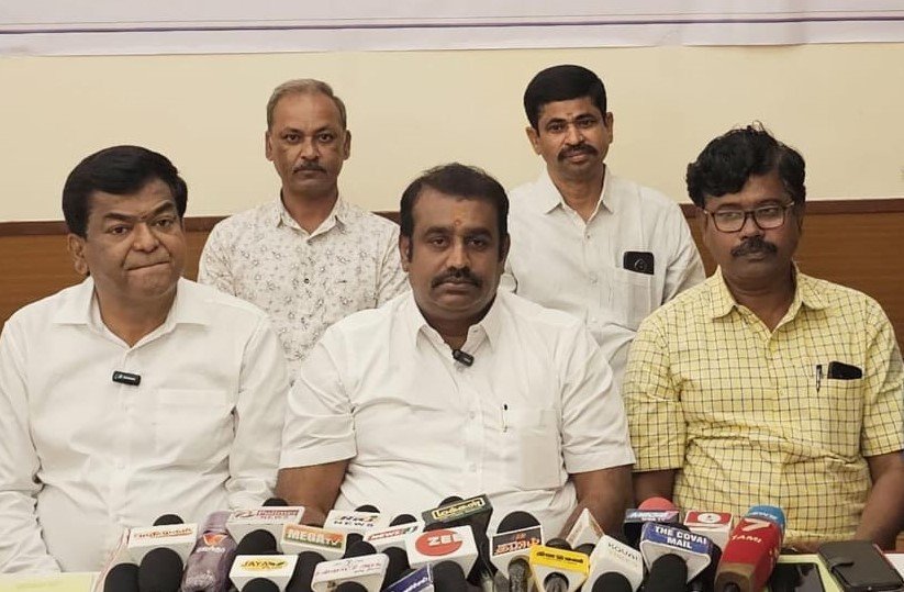 வருகின்ற நாடாளுமன்ற தேர்தலில் களம் இறங்குவோம்- தொழில்துறையினர் அறிவிப்பு