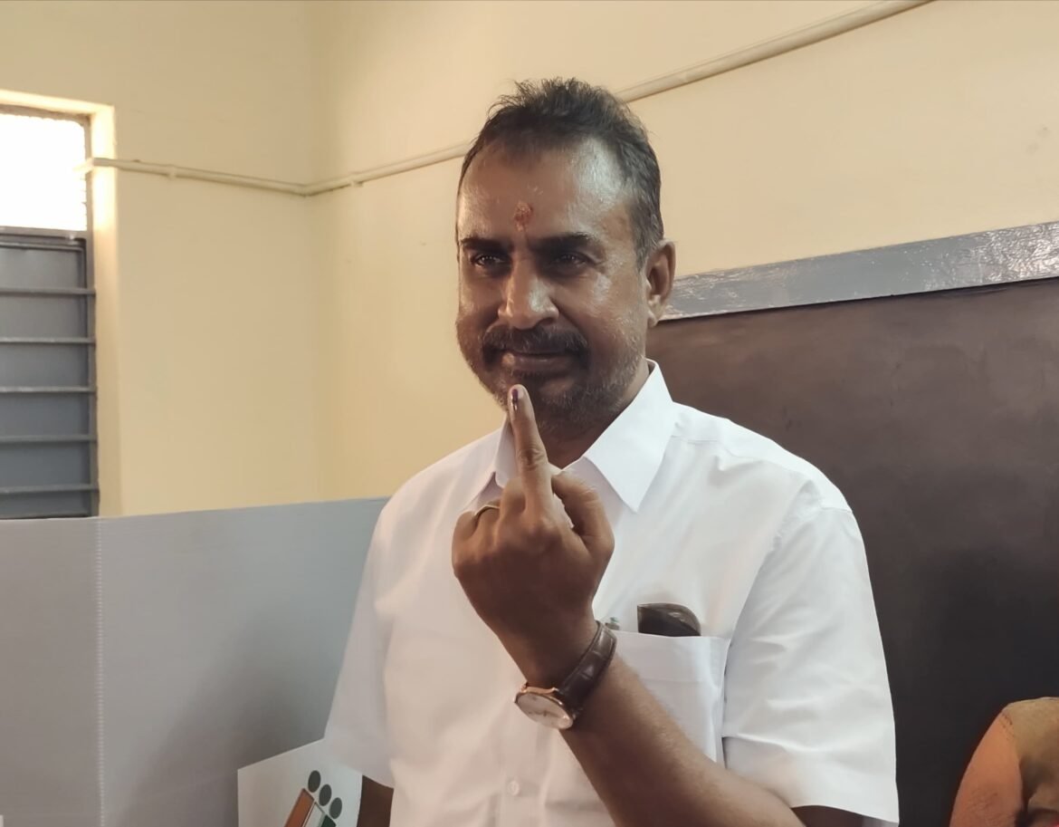 s p velumani