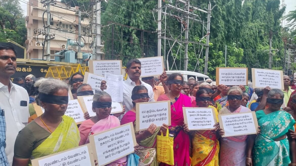 கலங்கல் ஊரட்சியை நகரட்சியக மாற்ற எதிர்ப்பு ; ஆட்சியரிடம் மனு