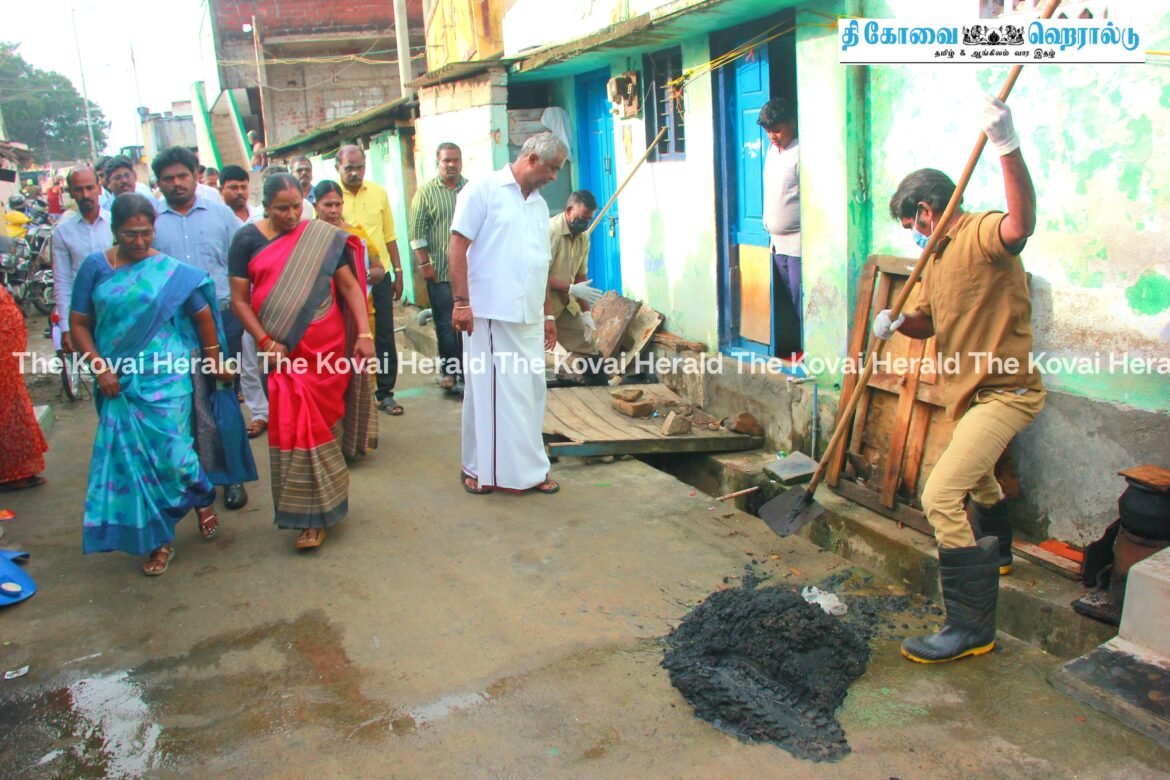 கோவை குறிச்சியில் மாநகராட்சி தெற்கு மண்டலம் சார்பில் மாஸ் கிளீனிங் தூய்மை பணி