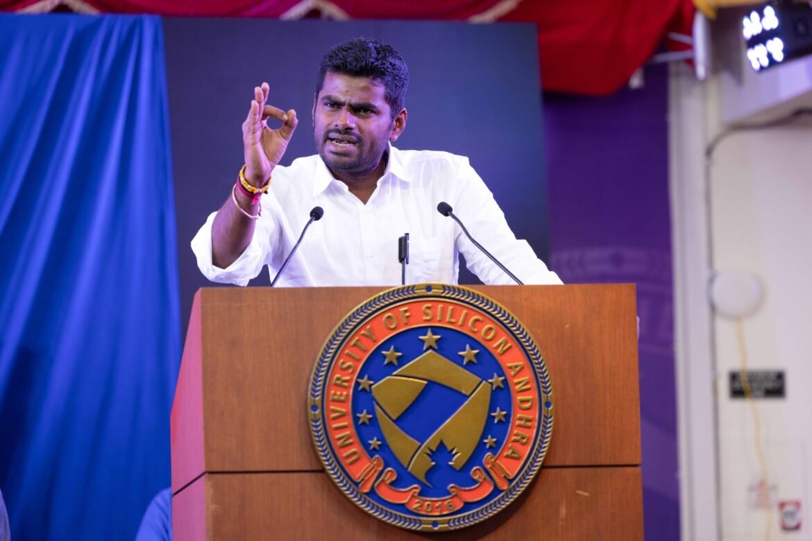 ‘விழித்திடு; எழுந்திடு; உறுதியாக இரு’ மாநாடு: அண்ணாமலை பங்கேற்பு