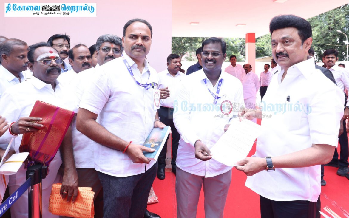 கோவையில் தங்க நகை தொழிற்பூங்கா விரைந்து அமைக்கப்படவேண்டும் – முதலமைச்சரிடம் விஸ்வகர்மா பேரவையினர் வேண்டுகோள்