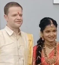 நெதர்லாந்து நாட்டவரை பாரம்பரிய முறைப்படி மணந்த கோவை பெண்
