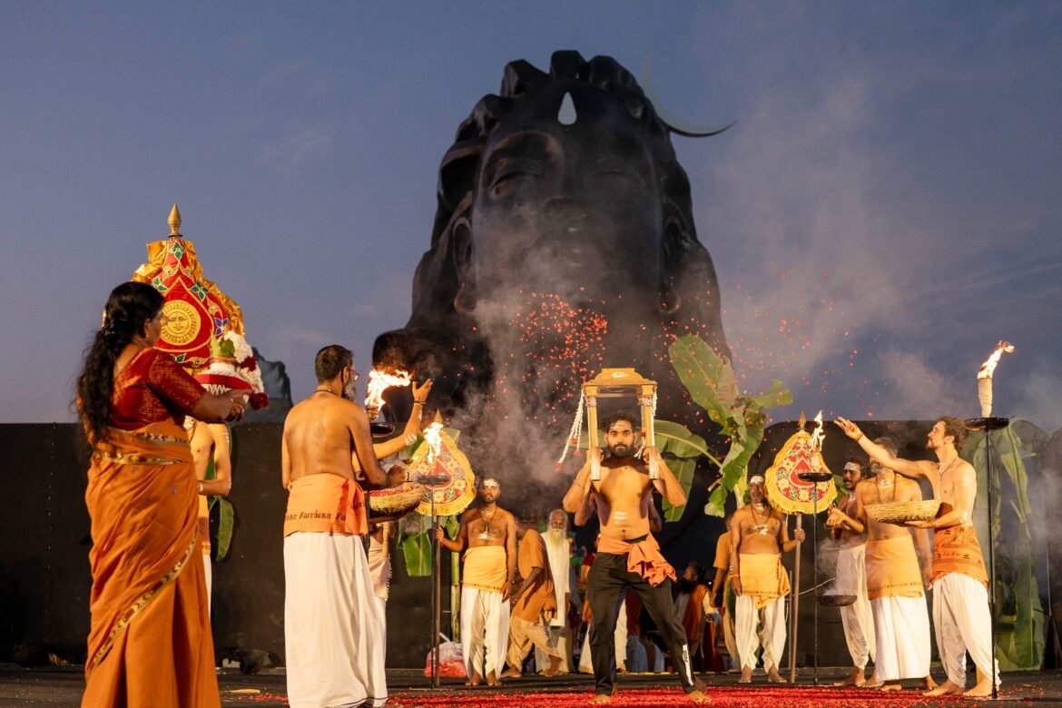 ஈஷாவில் அறுபத்து மூவர் எழுந்தருளல் மற்றும் உலா!