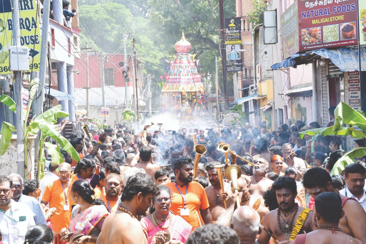 கோட்டை ஈஸ்வரர் திருத்தேர் உலா – பக்தர்கள் ஆரவாரம் : உற்சாகம்..!