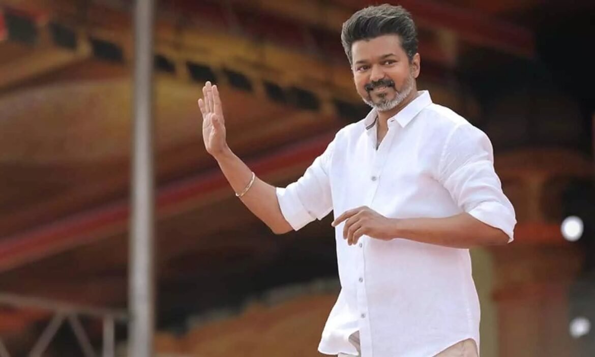 பிரகாசமான எதிர்காலத்திற்காக ஒன்றாக அணிவகுப்போம்……. பிறந்தநாள் வாழ்த்து கூறிய அனைவருக்கும் நன்றி- தவெக தலைவர் விஜய்