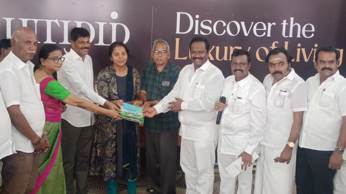 ஸ்ரீ பூஜா புரோமோட்டர்ஸ் நிறுவனத்தின் வியாழம் புதிய வீட்டு மனைகள் விற்பனை துவக்க விழா