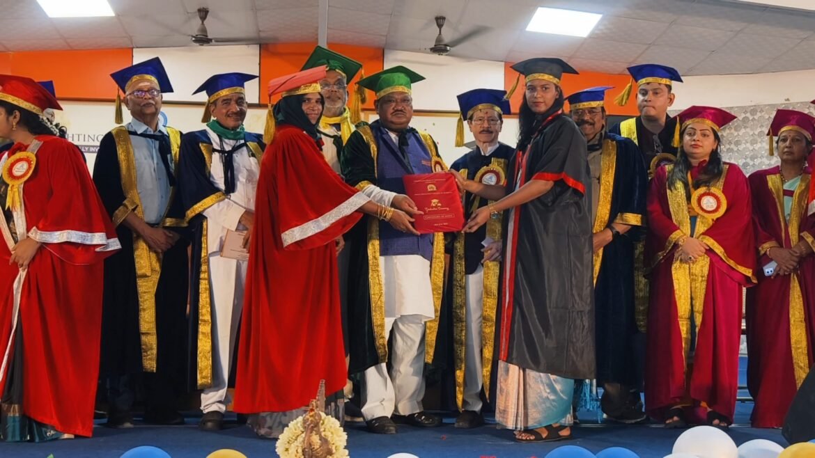 கோவை நைட்டிங்கேல் நர்சிங் கல்லூரியில் பட்டமளிப்பு விழா; மத்திய பழங்குடியினர் விவகாரத்துறை அமைச்சர் பங்கேற்பு