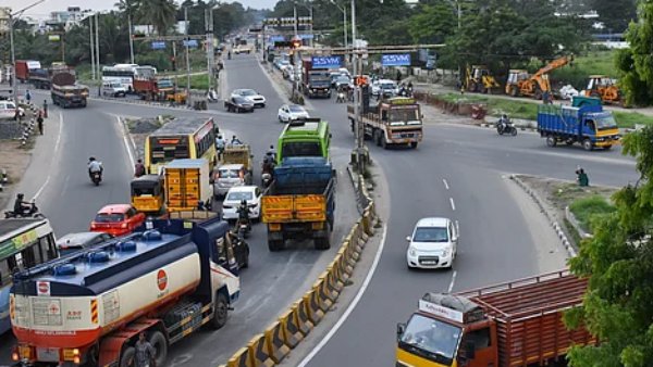 வேலைநிறுத்தம்: கோவையில் போக்குவரத்து பாதிப்பு