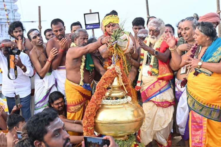 திருச்செந்தூர் சுப்பிரமணிய சுவாமி கோவிலில் 16 ஆண்டுகளுக்கு பின் மகா கும்பாபிஷேகம்