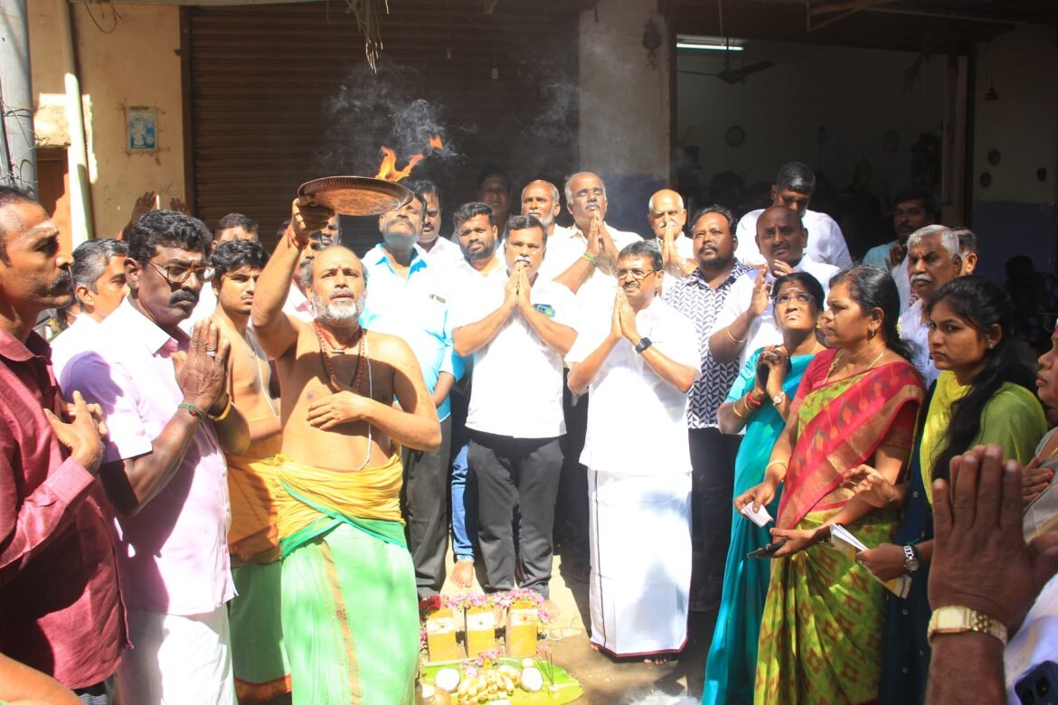 ஒண்டிப்புதூரில் ₹2.25 கோடி தார்சாலை பணிகள் தொடக்கம்