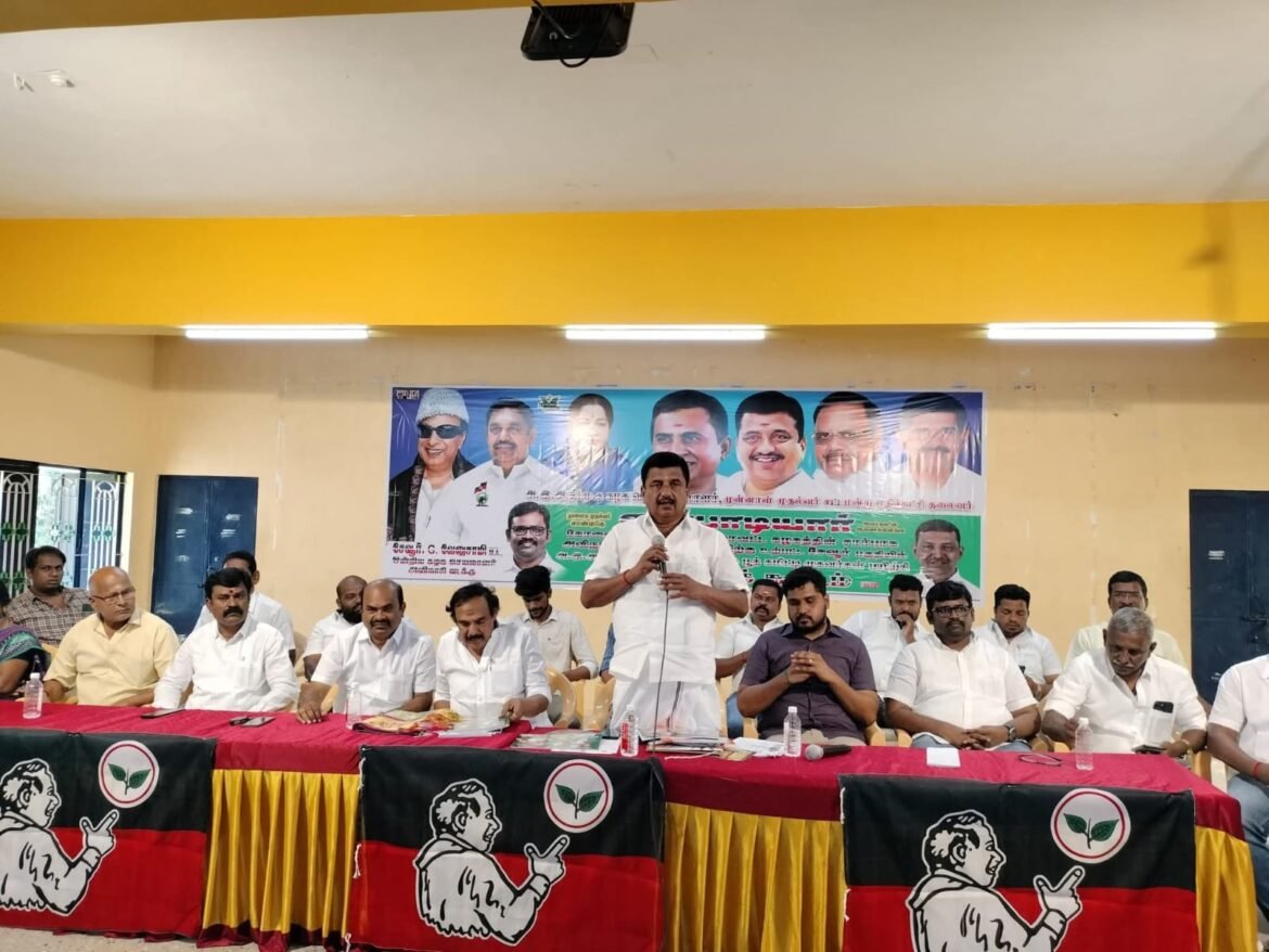 சட்டமன்ற உறுப்பினர் பி.ஆர்.ஜி. அருண்குமார் தலைமையில் பூத் கமிட்டி ஆலோசனை கூட்டம்
