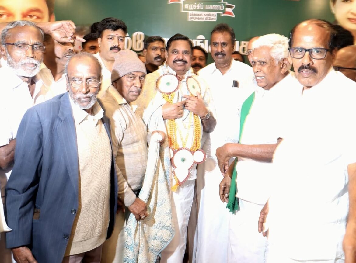 அதிமுக பொது செயலாளர் எடப்பாடியாரை சந்தித்த ஜனதா தள தலைவர் காளப்பட்டி பொன்னுசாமி