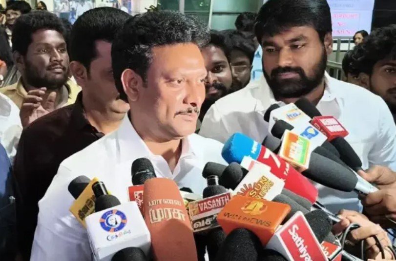 தகுதி தேர்வு குறித்து ஆசிரியர்கள் அச்சப்பட வேண்டாம் – சட்டப் போராட்டத்தில் வெற்றி பெறுவோம் : அமைச்சர் அன்பில் மகேஷ் நம்பிக்கை