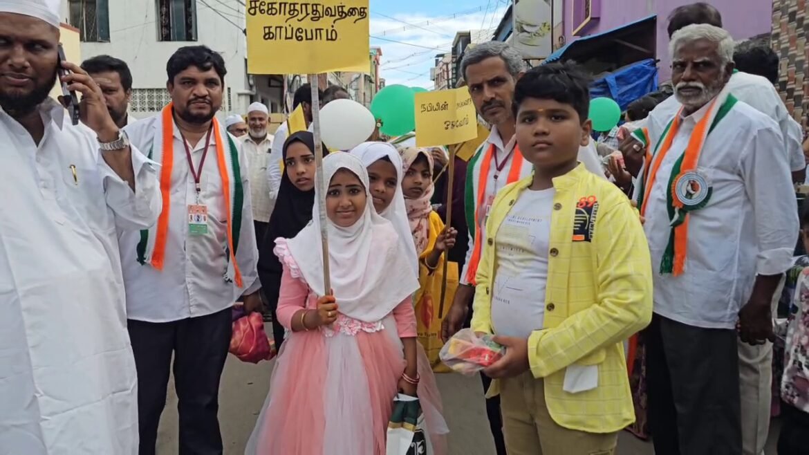 மத நல்லிணக்கத்தை போற்றும் வகையில் கோவையில் ஊர்வலம்