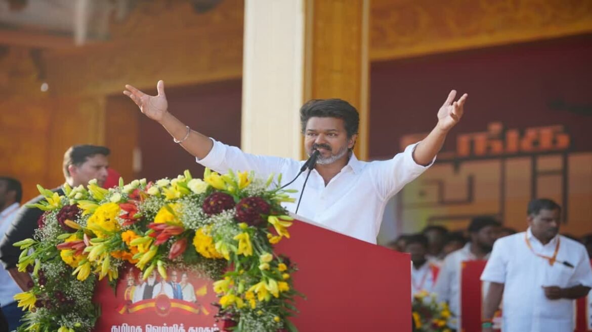 கோஷ்டி மோதலின் உச்சத்தில் தவெக; திணறும் விஜய்