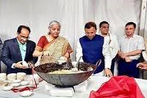 பட்ஜெட்டுக்கு முன் ஹல்வா கிண்டுவதன் பின்னணி தெரியுமா?