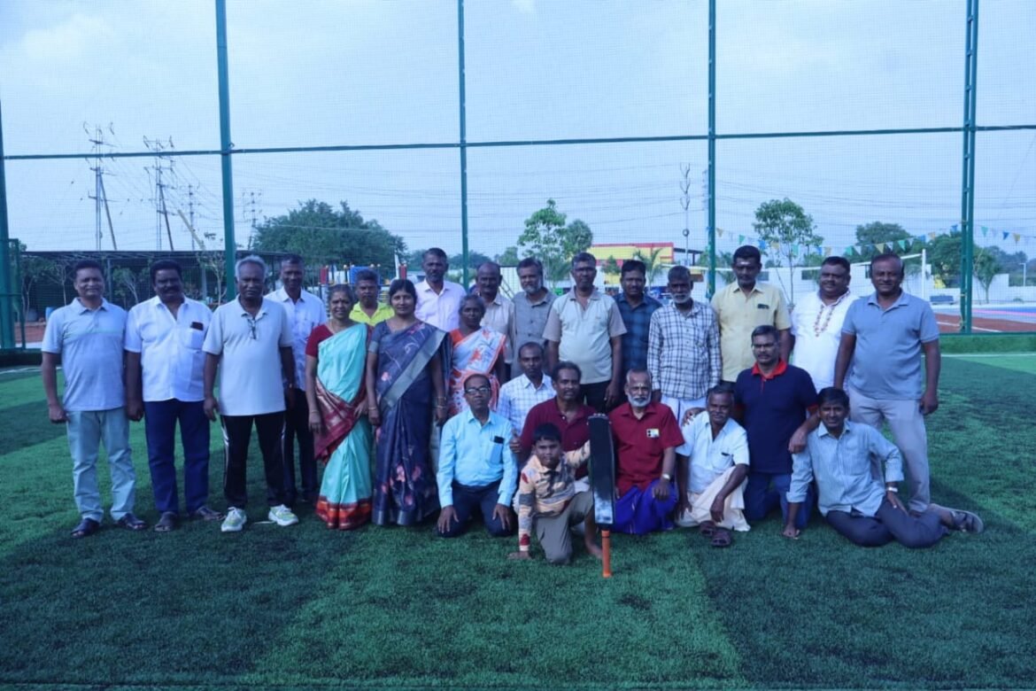 நிலக்கோட்டை பள்ளி நண்பர்கள் 9-வது ஆண்டு விழா