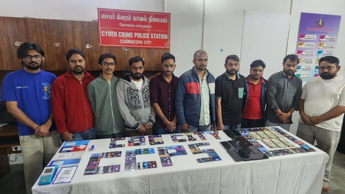 ஆன்லைன் மோசடி: போலி அபராத செயலி மூலம் ₹16.49 லட்சம் பரிமாறிய கும்பல் கைது