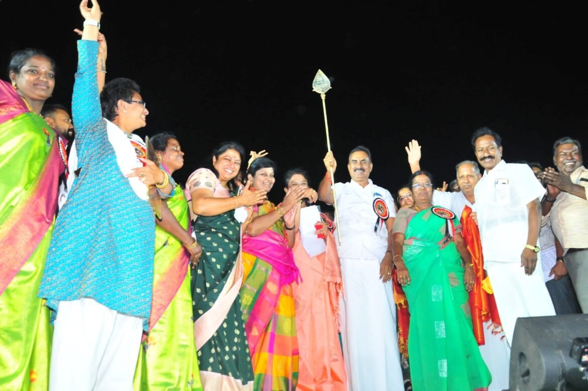 மகளிரை தொழில்முனைவோராக்கியது அதிமுக ஆட்சி- பெண்கள் தின கொண்டாட்டத்தில் எஸ்.பி. வேலுமணி பெருமிதம்!