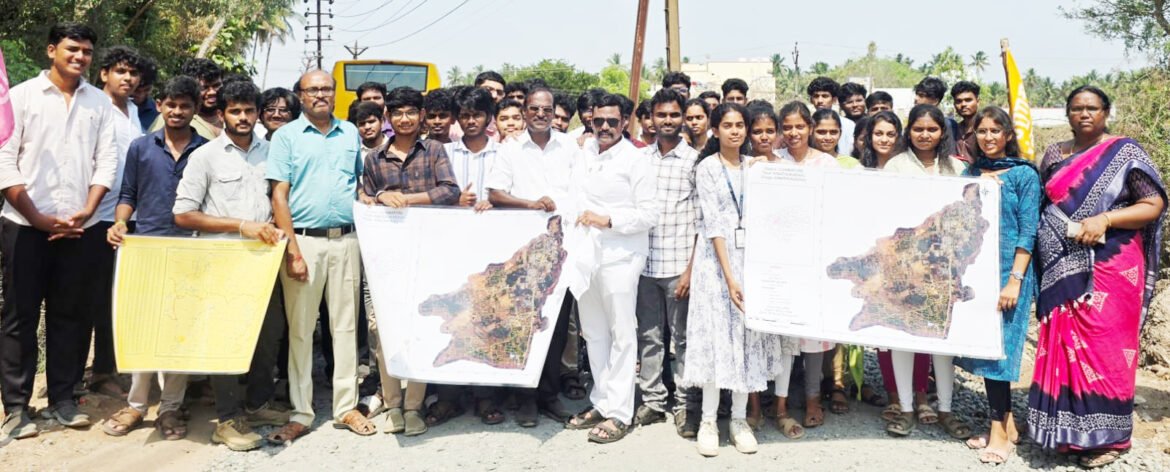 கட்டிடப் பொறியியல் மாணவர்களுக்கு நில ஆவணங்கள் மற்றும் நில அளவை மேலாண்மை பயிற்சி