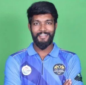 முக்கோணக் காதல் விவகாரம்: புகைப்படக் கலைஞர் கொலை செய்யப்பட்டு தண்டவாளத்தில் வீசப்பட்ட அதிர்ச்சி