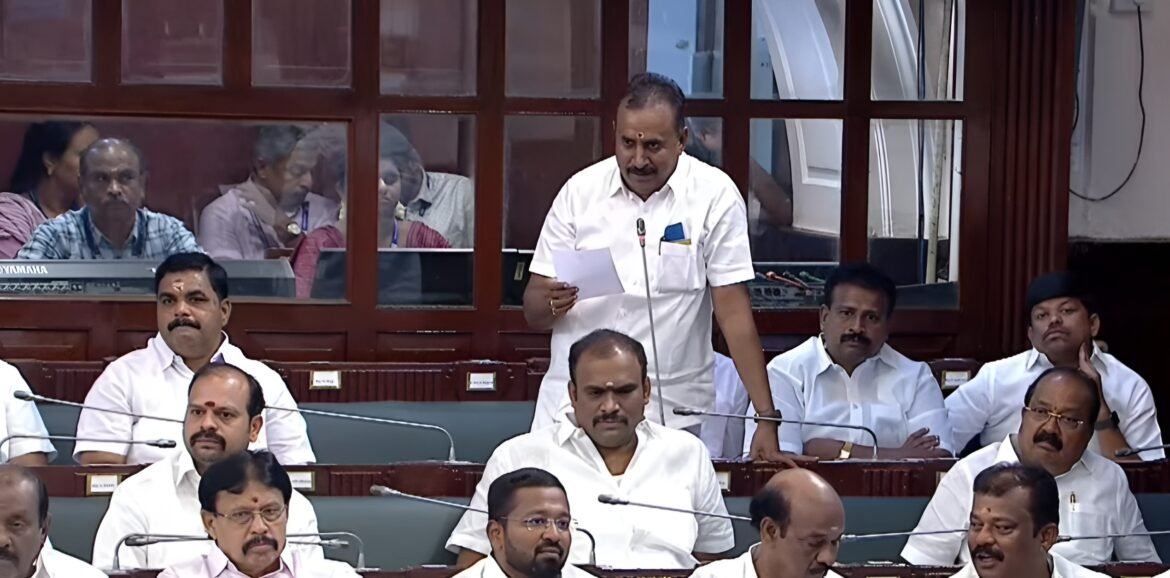 கோவையில் சர்வதேச கிரிக்கெட் மைதானம் அமைக்க வேண்டும் – முன்னாள் அமைச்சர் எஸ்.பி. வேலுமணி கோரிக்கை.
