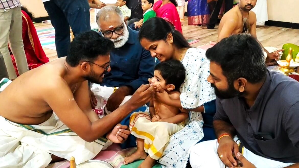 கோவை சித்தாபுதூர் ஐயப்பன் கோயிலில் கோலாகலமாக நடைபெற்ற வித்யாரம்பம்!